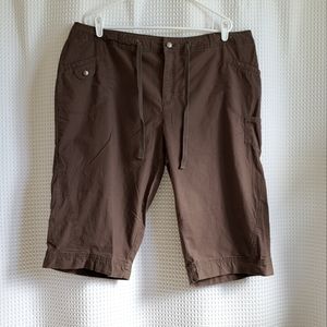 Avenue Women's cotton blend shorts